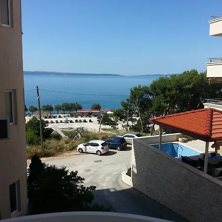 Lägenhet Beachside Znjan