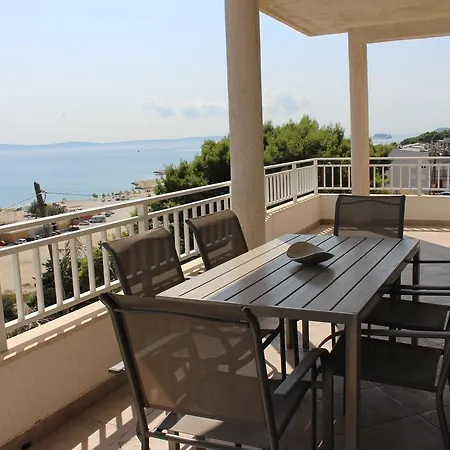 Апартаменти Beachside Znjan *